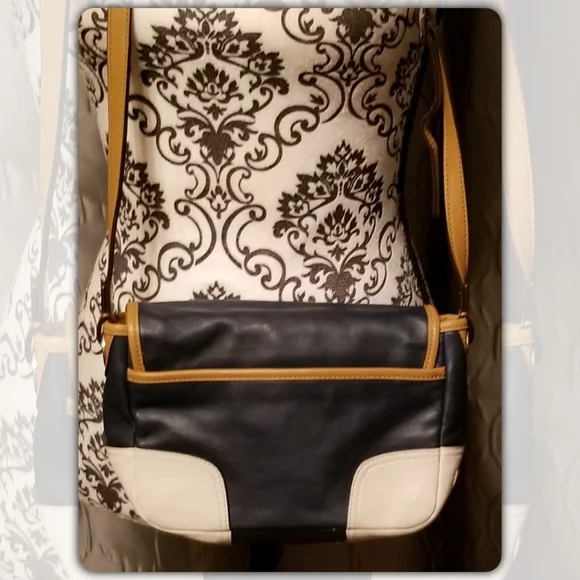 Coach Leather Crossbody Bag - Picture 5 of 5